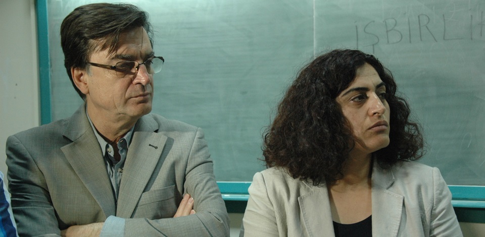 HDP Eş Genel Başkanı Sebahat Tuncel İTÜdeki işgali ziyaret etti 